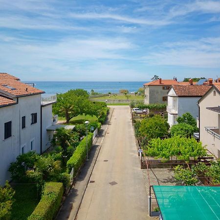 Apartments Grassi By Rent Istria Umago Exterior foto