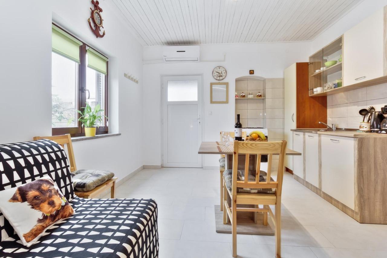 Apartments Grassi By Rent Istria Umago Exterior foto