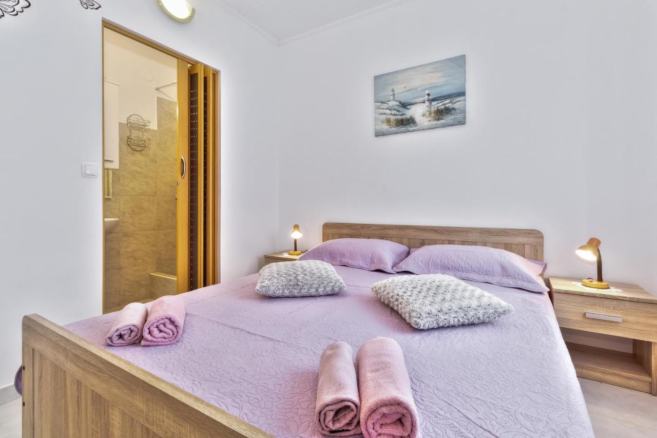 Apartments Grassi By Rent Istria Umago Exterior foto