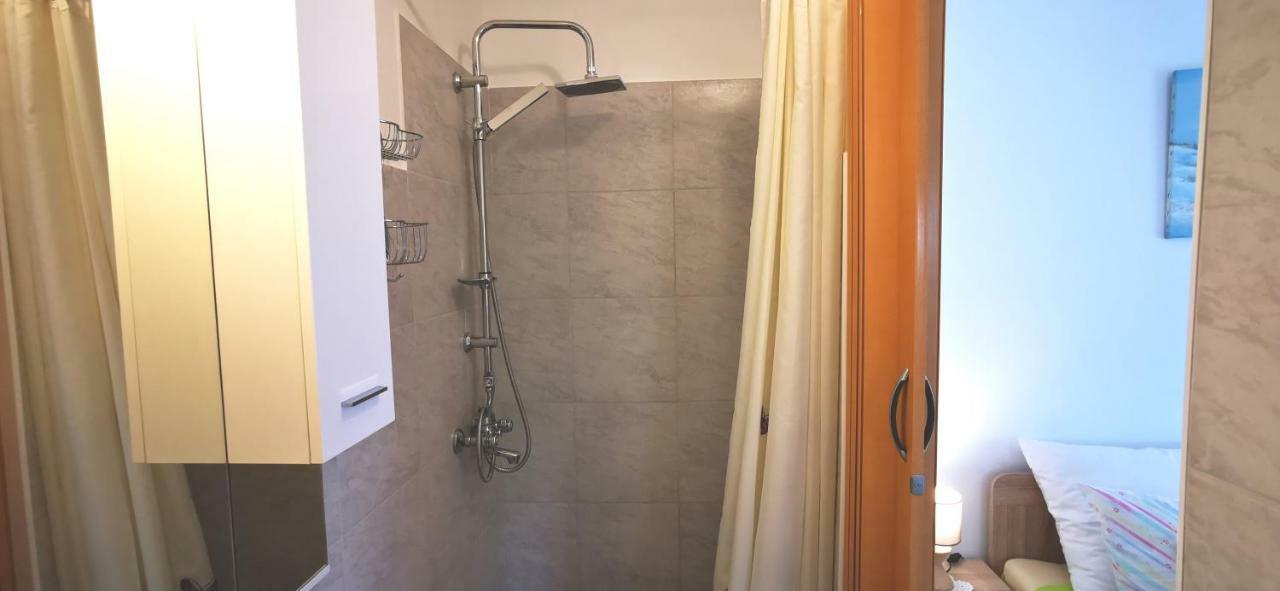Apartments Grassi By Rent Istria Umago Exterior foto