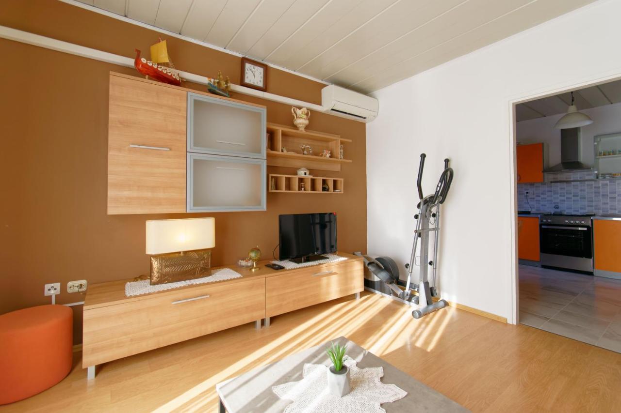 Apartments Grassi By Rent Istria Umago Exterior foto