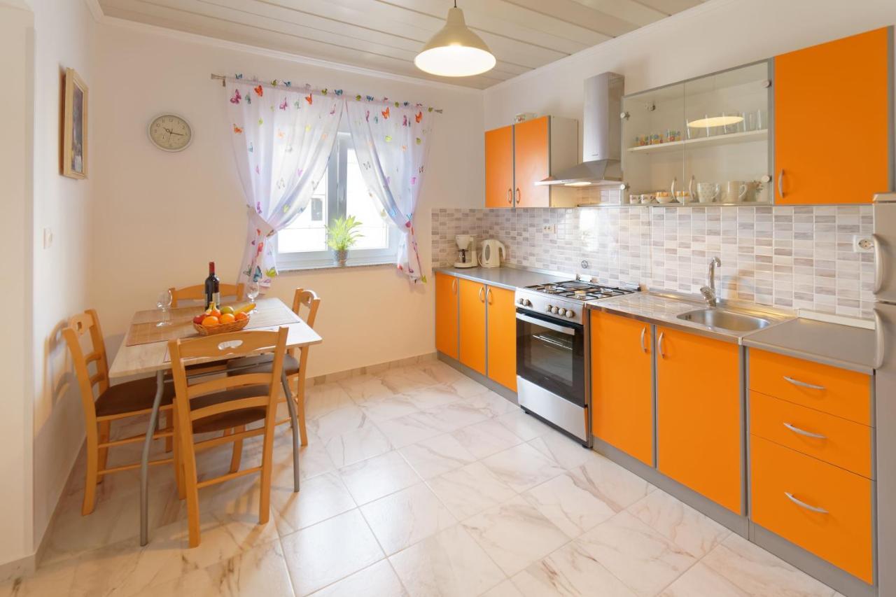 Apartments Grassi By Rent Istria Umago Exterior foto